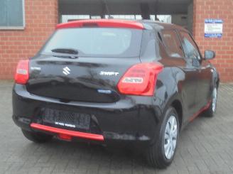 Suzuki Swift Comfort Smart Hybrid, Airco, Cruise control, Brake assist picture 4