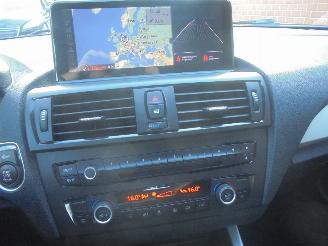 BMW 1-serie Business+, 220 pk , Navi, Airco, Cruise control, Leer picture 15