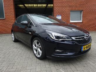Opel Astra K Dynamic 1.4i Turbo 110kw Automaat GEARBOX PROBLEM , FIX PRICE ! picture 2