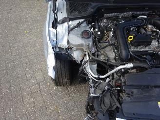 Skoda Octavia Combi 1.0 e-TSI Business Edition Plus picture 19