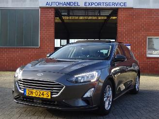 Voiture accidenté Ford Focus 1.0 EcoBoost Trend Edition Business Panorama, Airco, Navi 2019/7
