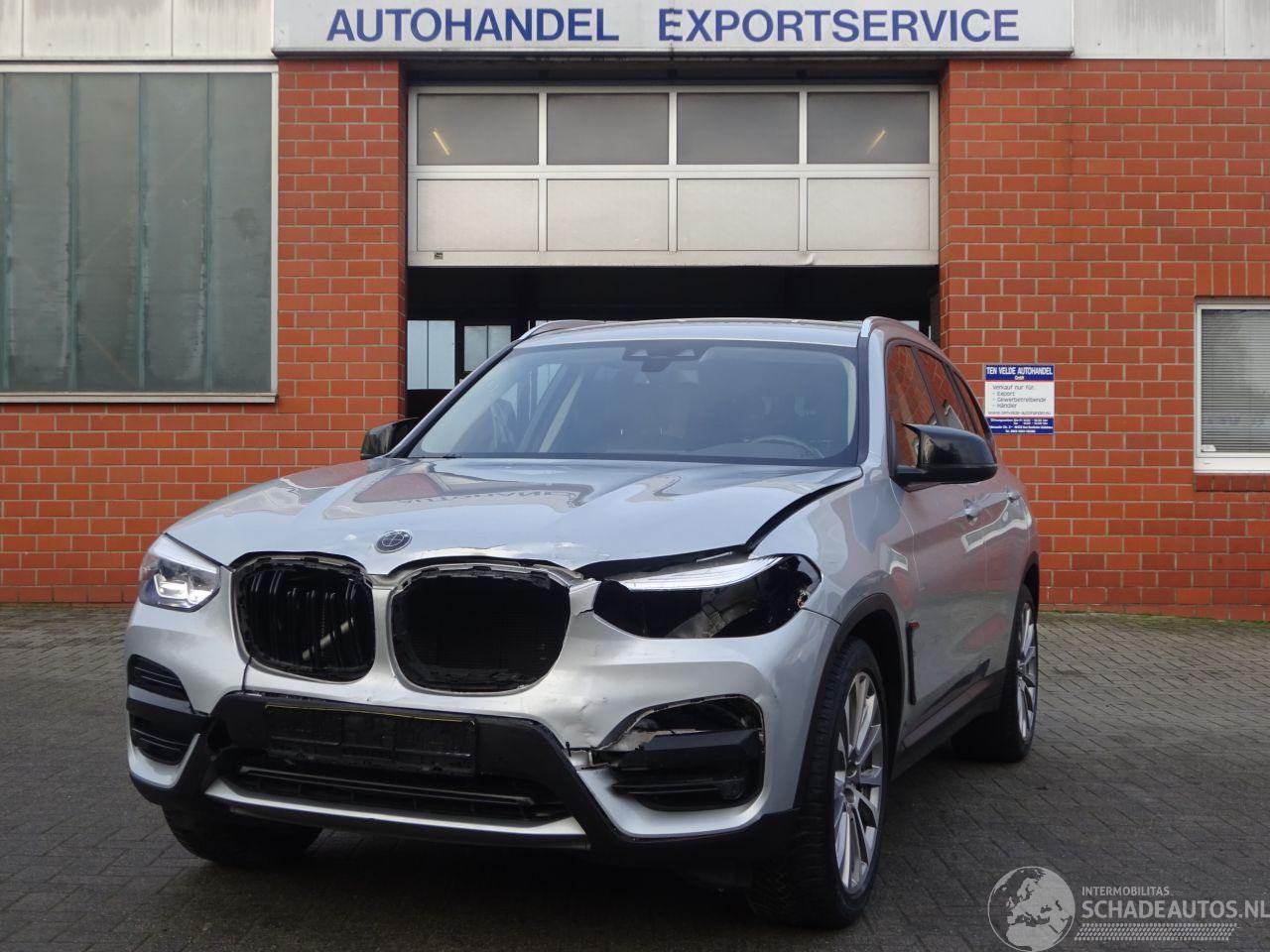 BMW X3 X3 M xDrive 30 i Advantage 185kw Automaat