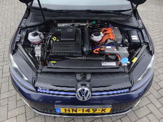 Volkswagen Golf GTE Pug-in Hybride 110kw, Panorama, Lane assist picture 26