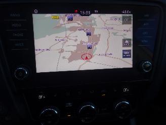 Skoda Octavia Style 2.0 TDI 110kw/150pk, Navi, Climate & Cruise, DAB+, Stoelverw. picture 11