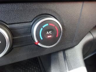Renault Grand Kangoo Lang 96kw/130pk Benzine, Airco, Cruise, Trekhaak, Imperial, PDC picture 17