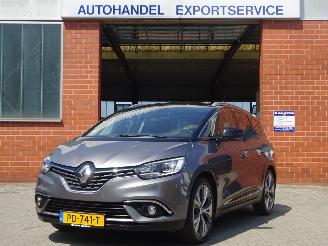 Damaged car Renault Grand-scenic 1.2 TCe Collection 7pers., Leer, Airco, Navi, Cruise 2017/6