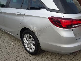 Opel Astra Sports Tourer Edition 110pk Euro6, Navi, Climate & Cruise picture 11