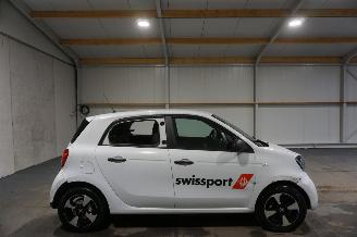 krockskadad bil auto Smart Forfour 18kWh   NO PAPERS / GEEN REGISTRATIE PAPIEREN 2018/7