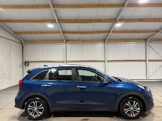 krockskadad bil auto Kia Niro 1.6GDi 77kW Hybrid ExecutiveLine 2019/11