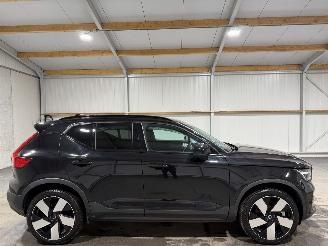krockskadad bil auto Volvo XC40 69kWh Single Motor 175kW Automaat Core 2024/3