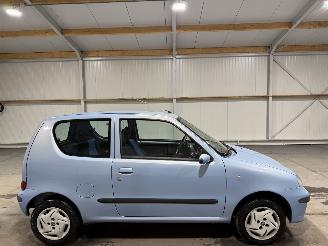 krockskadad bil auto Fiat Seicento 1.1 40kW Active 2003/5