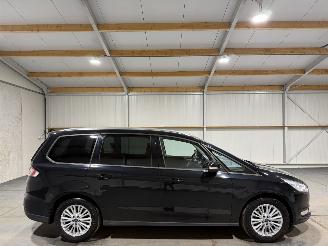 krockskadad bil auto Ford Galaxy 1.5 118kW Navi Clima 7Persoons 2018/3