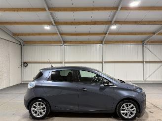 krockskadad bil auto Renault Zoé R110 41kWh 80kW Iconic 2019/7