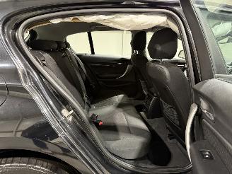 BMW 1-serie 120D 140kW Automaat High Executive picture 41