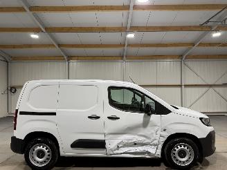 krockskadad bil bedrijf Opel Combo 1.5BlueHDI 75kW Airco Camera 2024/7