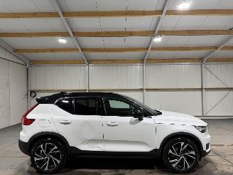 krockskadad bil auto Volvo XC40 T5 1.5 132kW Automaat Pano Twin Engine R-Design 2020/2