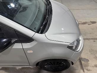 Volkswagen Up! 1.0 44kW High BlueMotion Airco picture 18