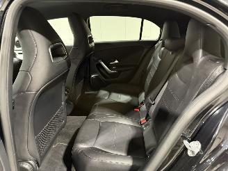 Mercedes A-klasse 200 120kW Automaat Business Solution AMG Upgrade picture 38