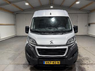 Peugeot Boxer 330 2.2BlueHDI 103kW L2H2 Premium picture 4