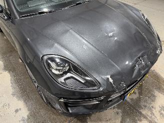 Porsche Macan 2.9 324kW Pano Turbo picture 19