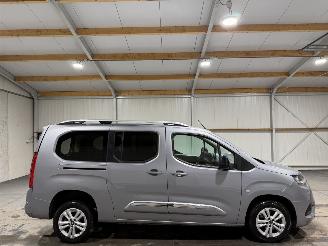 krockskadad bil auto Toyota ProAce CITY INVALIDE ROLSTOELAUTO  1.2Turbo 81kW Active Long 2022/9