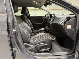 Kia Ceed 1.6GDI PHEV 77kW Automaat DynamicPlusLine picture 41