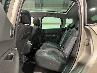 Peugeot 3008 1.6THP 115kW Panoramadak ST picture 20