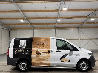 uszkodzony samochody ciężarowe Mercedes Vito 111CDI 84kW Friso / Koelwagen Airco Functional 2015/9