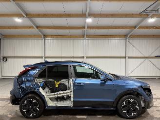 krockskadad bil auto Kia Niro EV 64.8kWh 150kW Schuifkantel DynamicPlusLine 2024/4