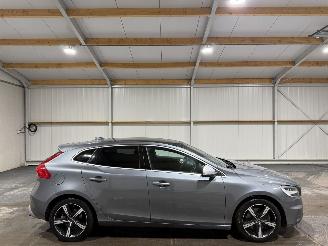Coche accidentado Volvo V-40 1.3T3 112kW Automaat Polar+ Sport 2019/8
