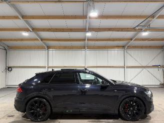 Auto incidentate Audi Q8 60 3.0TFSIe 250kW Quattro Competition Pano Luchtvering 2021/5