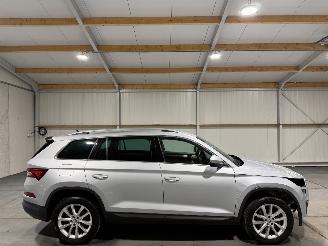 Coche accidentado Skoda Kodiaq 1.5TSI 110kW Clima Navi Business Edition 7 Persoons 2021/11
