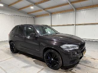 BMW X5 X-DRIVE50I 330kW Automaat Luchtvering Pano High Executive picture 2