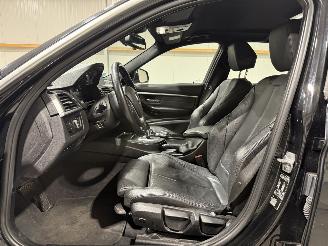 BMW 3-serie 318i 100kW Automaat Luxury Edition picture 15