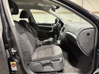 Skoda Octavia 1.6TDI 77kW Greentech Ambition Business Line picture 23