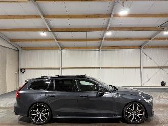 Unfallwagen Volvo V-60 2.0T5 184kW Aut Polestar Momentum PRO Panorama 2020/5
