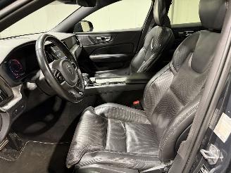 Volvo V-60 2.0T5 184kW Aut Polestar Momentum PRO Panorama picture 36