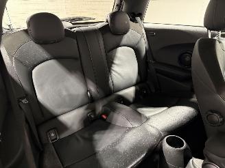 Mini Electric 33kWh 135kW Charged picture 29