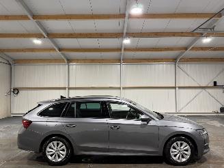 Auto incidentate Skoda Octavia 1.5TSI 85kW Automaat MHEV Business Edition 2025/3