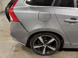 Volvo V-60 2.0D4 140kW Automaat SUMMUM picture 31