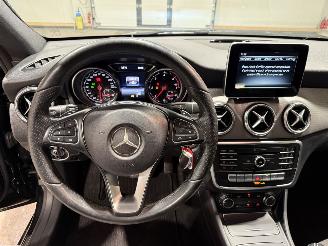Mercedes Cla-klasse 180d  Automaat AMG Business Solution Shootingbrake picture 31