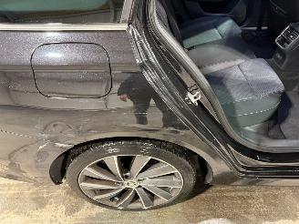 Skoda Octavia 1.5TSI 110kW First Edition picture 16