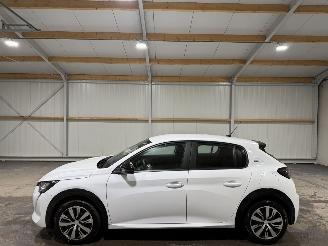 Peugeot e-208 50kWh 100kW Active Pack picture 8