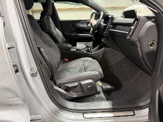 Volvo XC40 82kWh 185kW  Single Motor Extended Range Plus picture 38