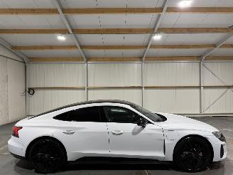 Schadeauto Audi E-tron GT RS 93kWh 598PK Panoramadak 2021/5