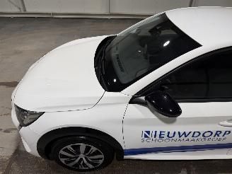 Peugeot e-208 EV 50kWh 100kW Active picture 15