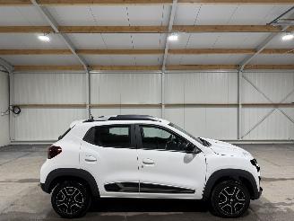 skadebil auto Dacia Spring 27kWh 33kW Comfort Plus Orange Pack 2022/4