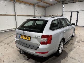 Skoda Octavia 1.2TSI 77kW GreenTech Ambition Businessline picture 6