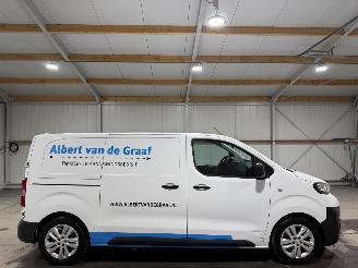 skadebil bedrijf Peugeot Expert 2.0BlueHDI 90kW Automaat Premium 2021/3