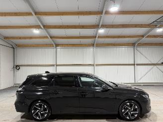 Vaurioauto  passenger cars Peugeot 308 SW 1.2PT 96kW Allure Pack Business 2023/1